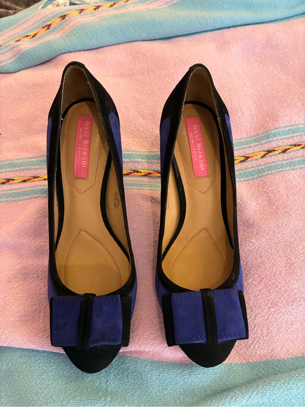Isaac Mizrahi Cobalt Blue and Black Suede Bow Pumps